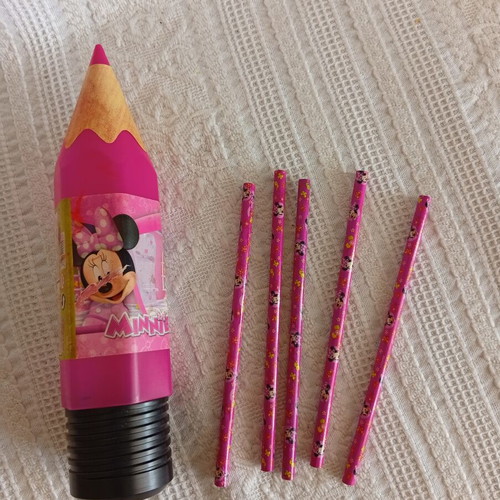 Large Plastic Pencil Set with 5 Pencils like new