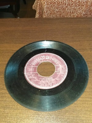 Stathis Kavouras 45 RPM record used, traditional