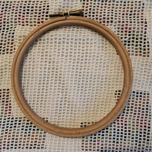 Wooden embroidery hoop used, vintage, 12 cm