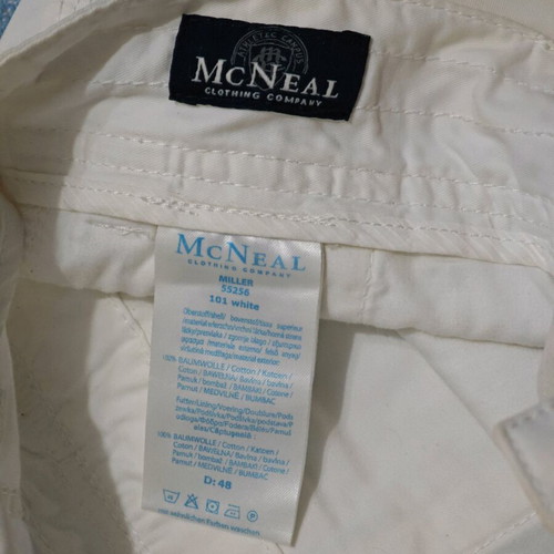 McNeal men's cargo shorts white like new, size M