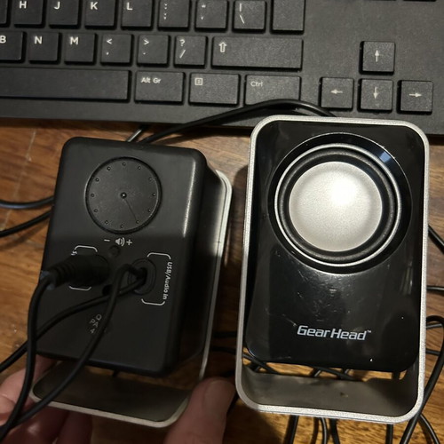 HP keyboard and speakers set like new