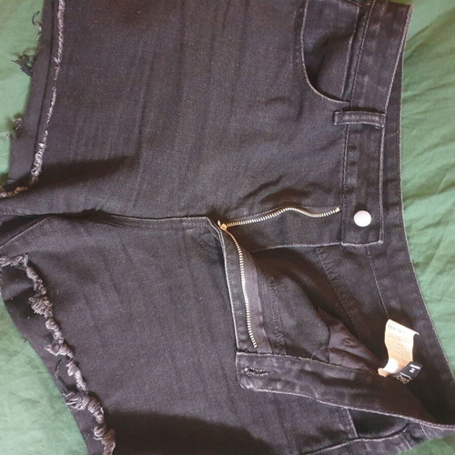 Shein Dazy black denim shorts XXL like new, high waist, frayed