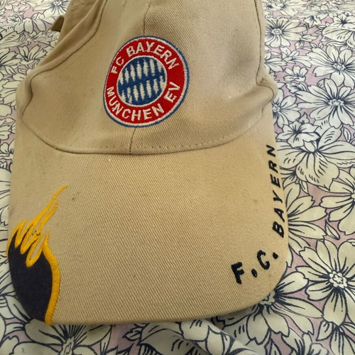 Bayern cap like new, size M