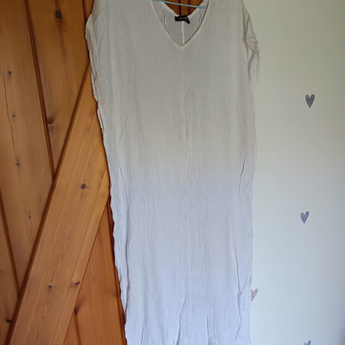 Hercilia beach dress L/XL like new, white
