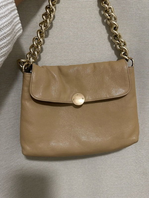 Leather women's bag like new, beige with gold chain Click Jewels