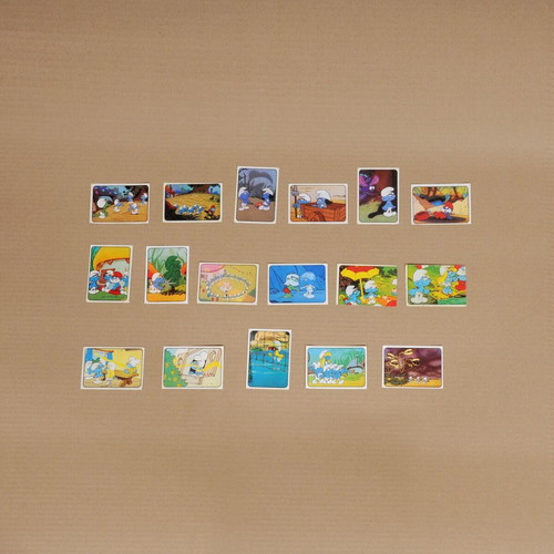 Smurfs Panini Stickers 1982 Collection like new, 17 pieces