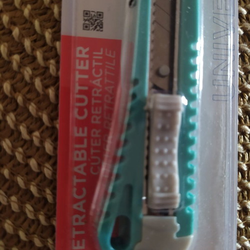 MP Small Utility Knife 9mm new with metal reinforcement blade and stop mechanism