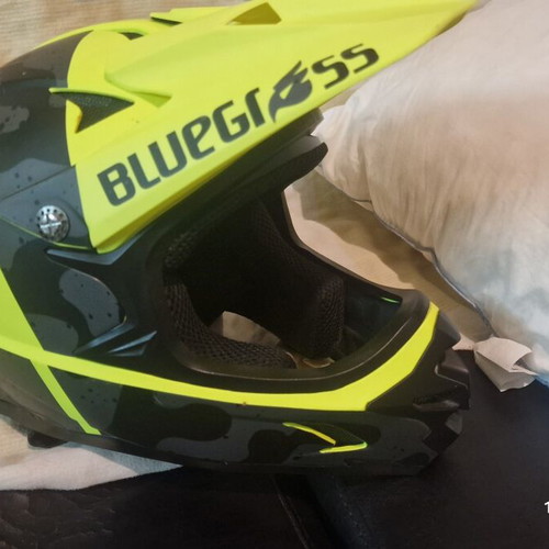 Helmet size Medium like new