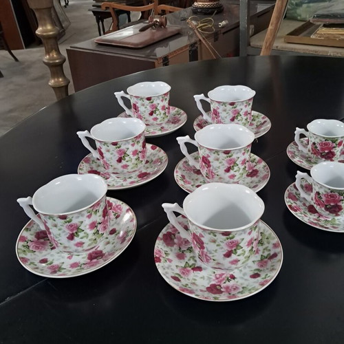 Coffee cup set like new, 12 pieces