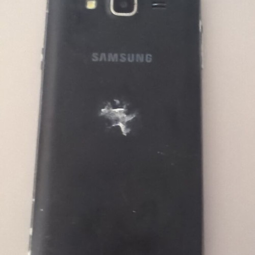 Samsung J5 (2016) used for parts or repair, broken screen