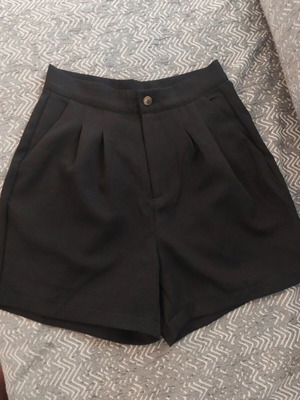 Shein fabric shorts black like new, women's XS
