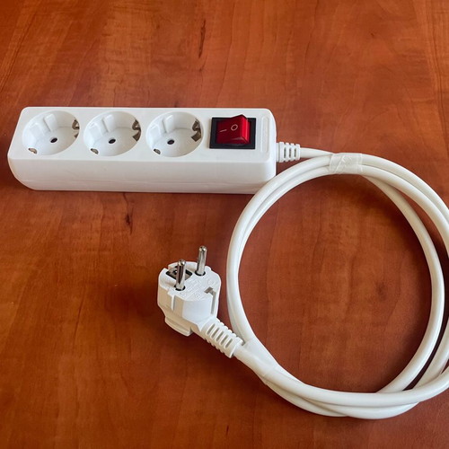 Safety Power Strip 3 Sockets used with Switch and 1.3m Cable
