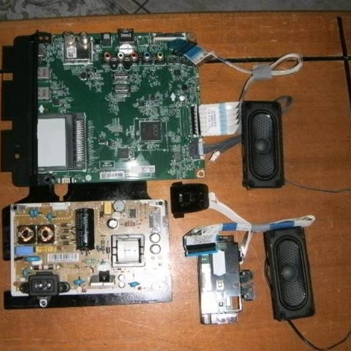 Πλακέτες LG 32LM630BPLA μεταχειρισμένες λόγω σπασμένης οθόνης