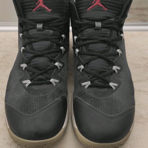 Jordan sneakers size 47 like new, black and gray shoes