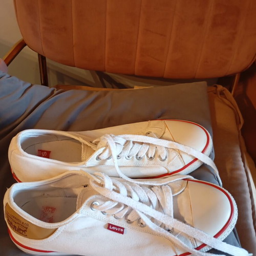 Levi's men's summer sneakers white size 43 new