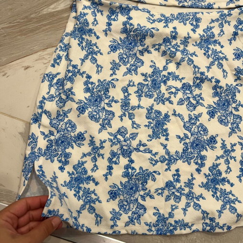 Σετ δύο τεμαχίων φούστα με τοπ crop καινούργιο, μέγεθος Μ