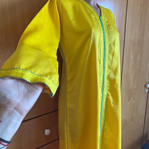 Yellow Moroccan kaftan satin with cotton like new