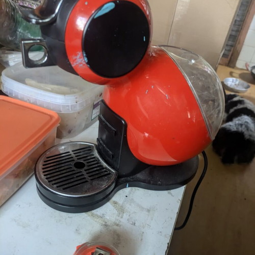 Krups Nescafé Dolce Gusto Melody coffee machine, red