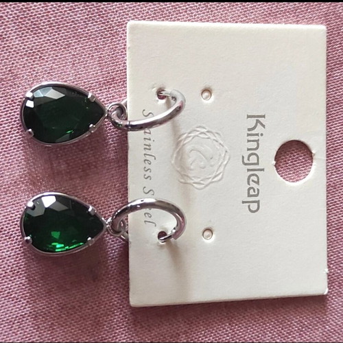 Stainless steel earrings like new, green