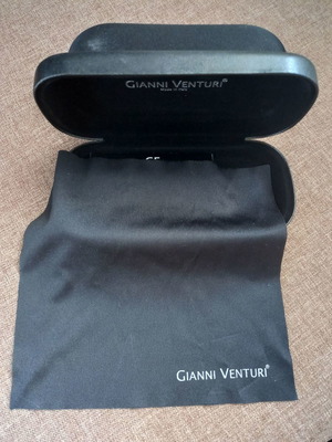Gianni Venturi glasses cases used, hard and soft