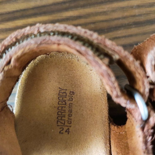 Zara unisex sandals No 24 used, brown
