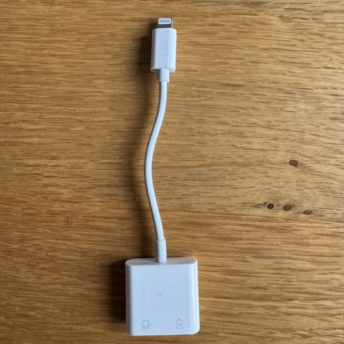 Apple adaptor used, in good condition