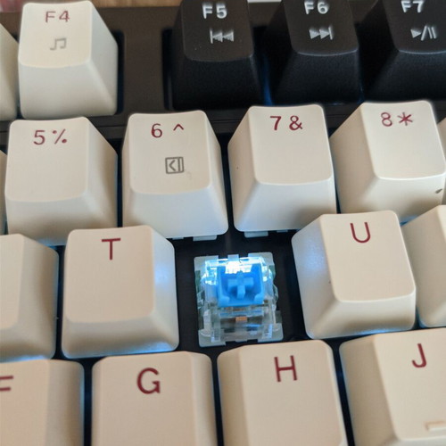 MageGee 87 TKL mechanical gaming keyboard new with LED lighting