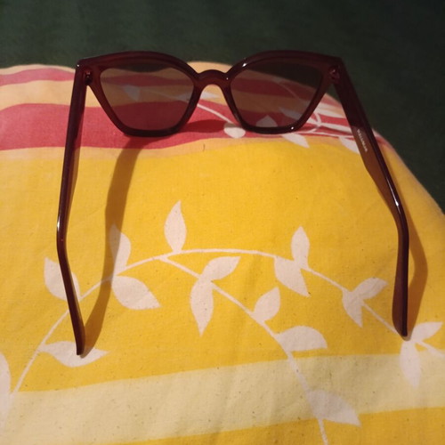 Pull & Bear sunglasses for girls like new, red