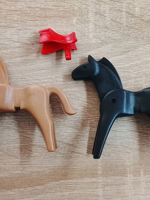 Playmobil 1974 geobra 2 horses used