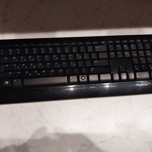 Microsoft Wireless Keyboard 800 like new