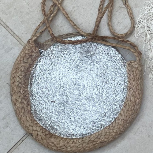 Straw crossbody bag beige and silver like new