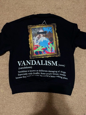 Breezy Vandalism Crewneck sweatshirt like new, large, black