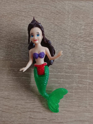 Mermaid doll like new, small