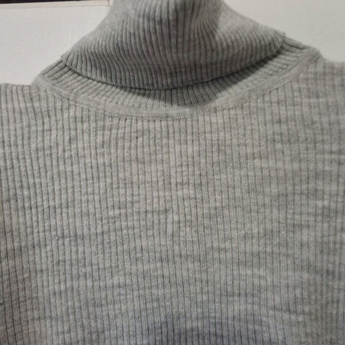 Turtleneck shirt gray like new, size M