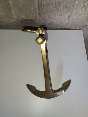Decorative anchor used
