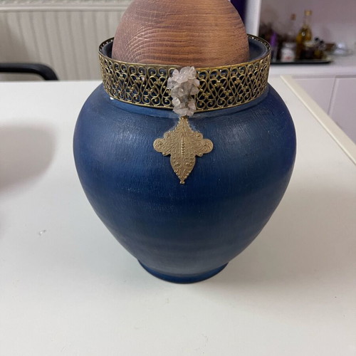 Blue vase like new