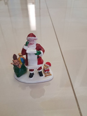 Lemax figure new