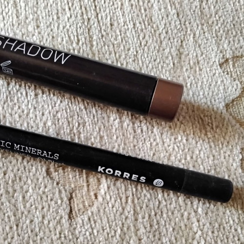 Korres eye pencil and eyeshadow pencil set used, black and golden bronze