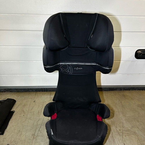 Cyber child car seat used, black, adjustable height