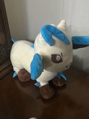 Leafeon Pokemon plush used