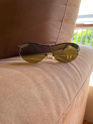 Y2K vintage Mod Sting glasses used, brown lenses
