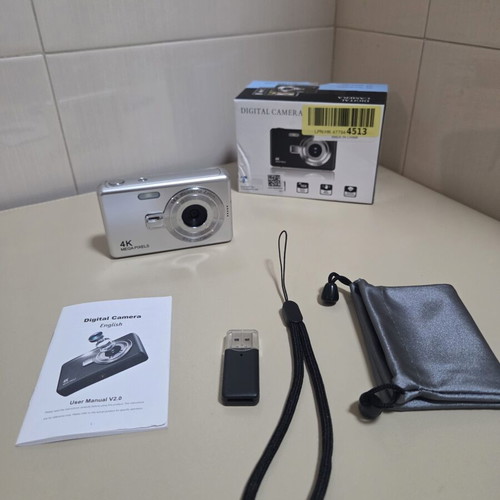 Digital Camera 4K HD 50MP with 16x powerful zoom and 32GB SD card