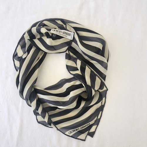Giorgio Armani Le Collezioni striped silk scarf like new