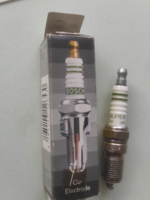 Bosch Super FLR 8 LDCU Spark Plug like new with surface marks