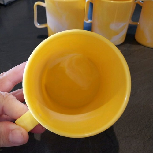Plastic cups new, pack of 9