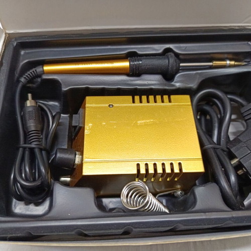 Mini soldering iron for high-temperature soldering