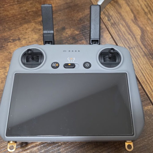 DJI Mini 4 Pro Fly Combo drone