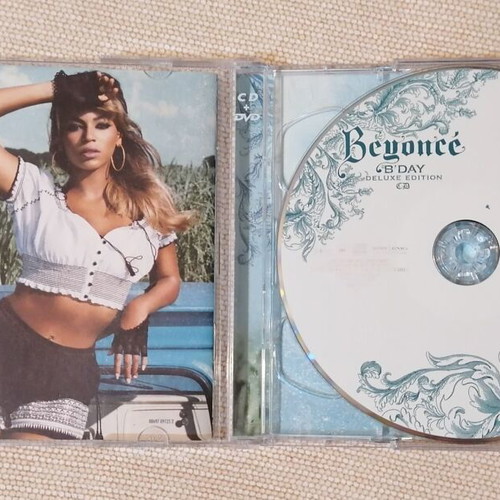 Beyoncé B'Day Deluxe Edition CD & DVD like new, hip-hop