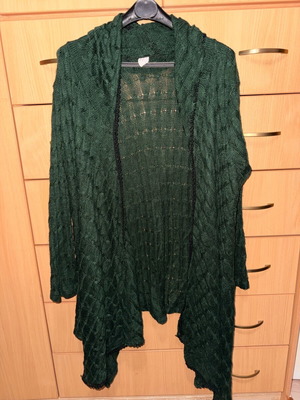 Ζακέτες δύο τεμαχίων μεταχειρισμένες, κόκκινη και πράσινη