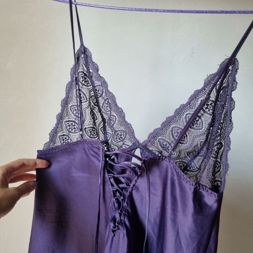 Triumph nightgown like new, size 42, purple